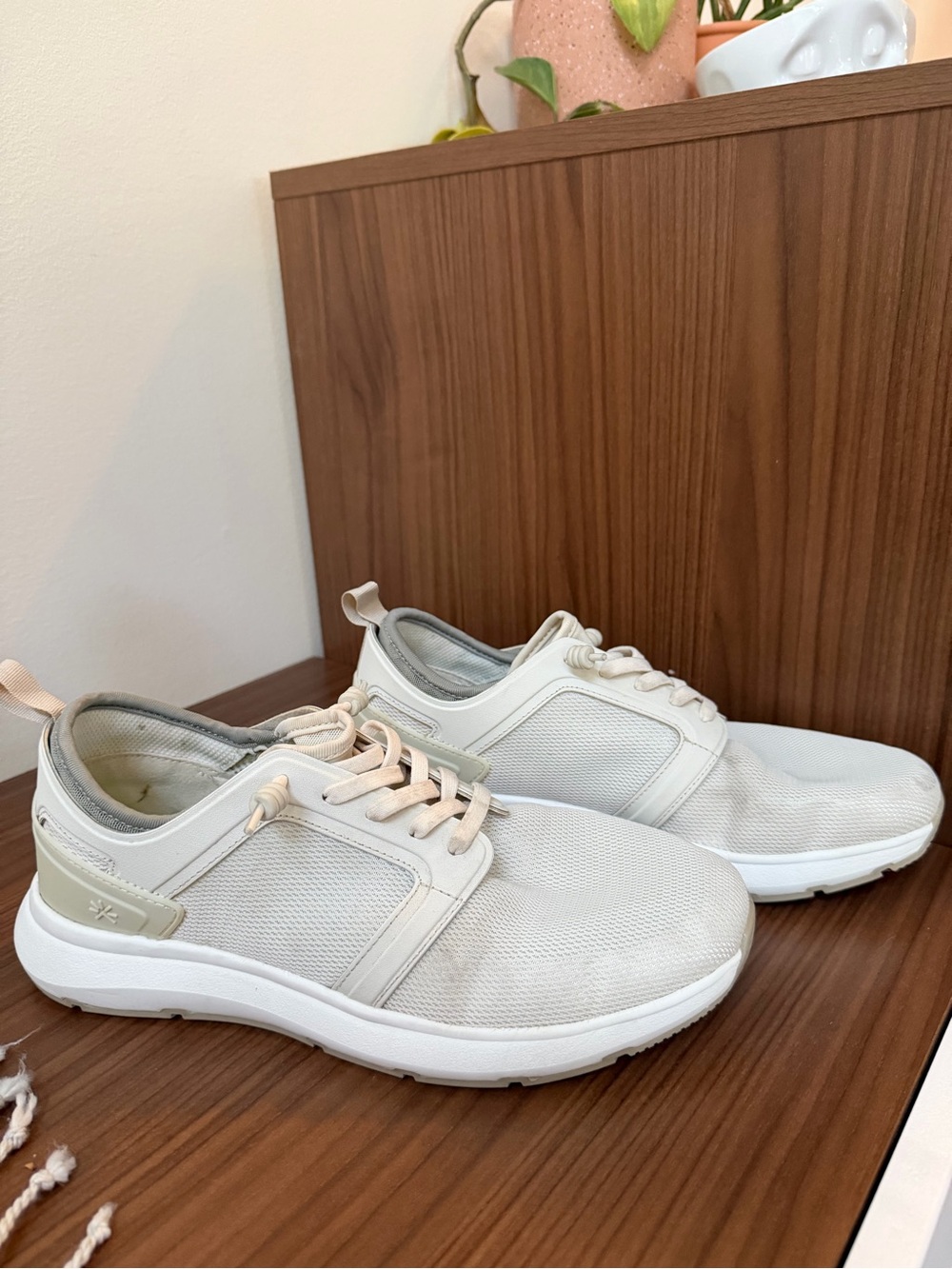 Women's Knit Casual Sneakers in Light Beige